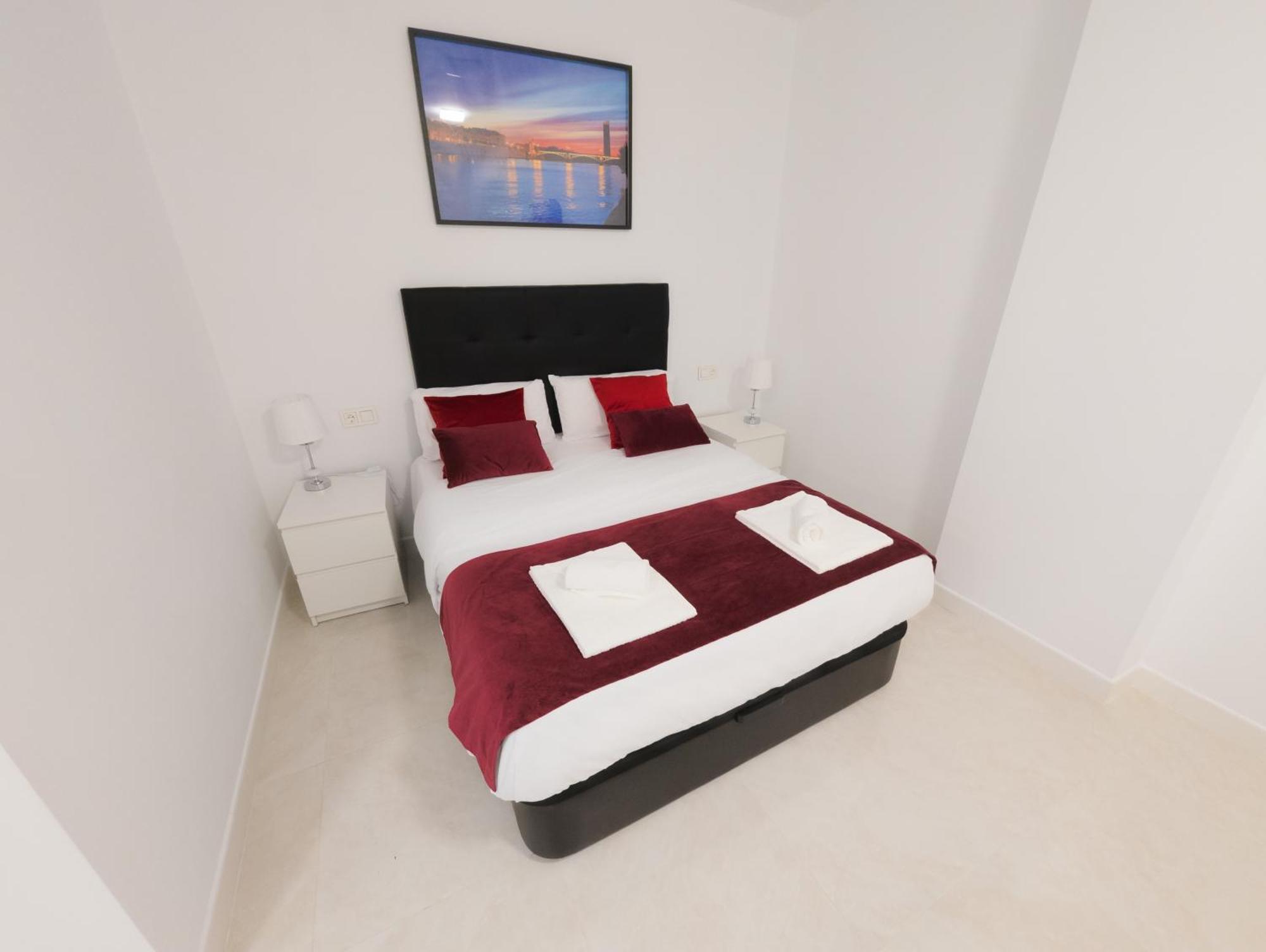 Rental San Luis Севилья Экстерьер фото